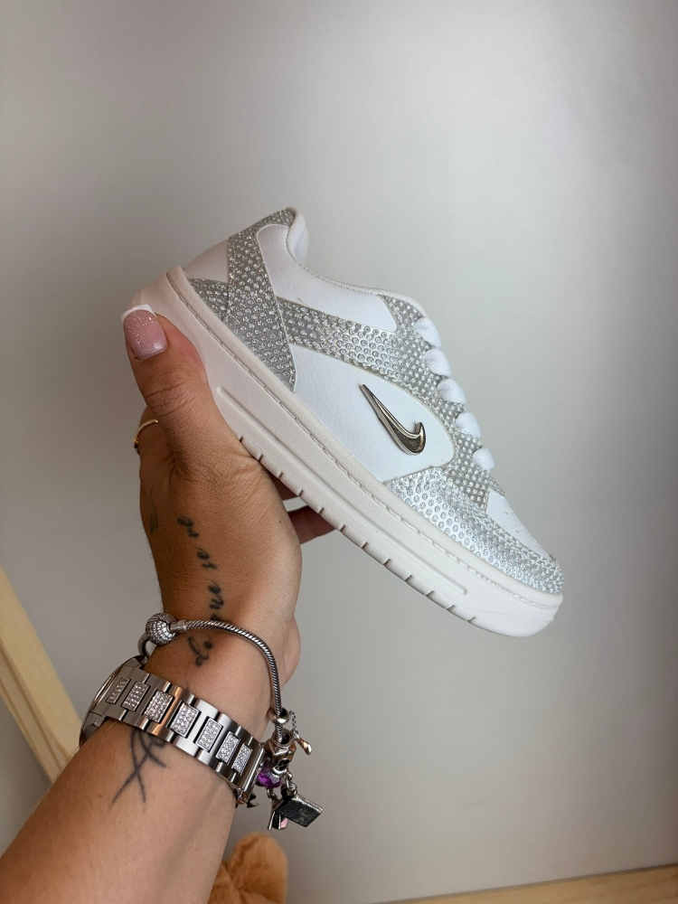 Tênis SB Diamond – Branco Glow Edition