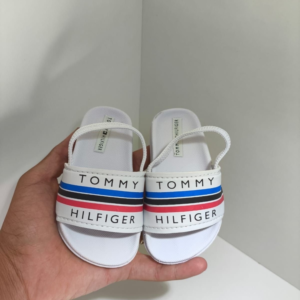 Slide Baby Luxo – Estilo Tommy Branco com Faixa Azul/Vermelha