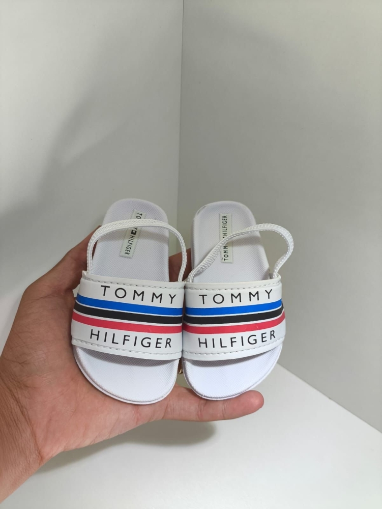 Slide Baby Luxo – Estilo Tommy Branco com Faixa Azul/Vermelha