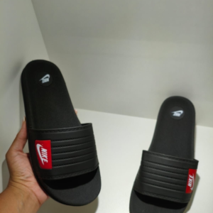 Slide Luxo – Estilo Nike - Preto